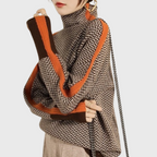 KINGA | Sweter w paski z eleganckim golfem